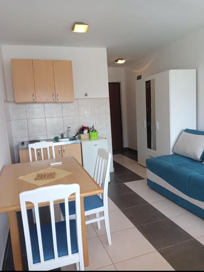 Adriatik Apartman Budva
